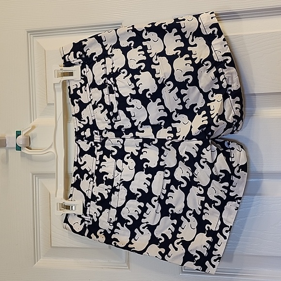 Lilly Pulitzer Navy Tusk In Sun Callahan Short Elephant Elephants Women's Size 2 - Picture 8 of 16